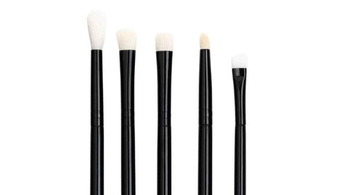 What is Each Brush Used for in Our Set of Eyeshadow Brushes?