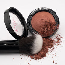 Load image into Gallery viewer, Bronzed and Juicy Makeup Kit